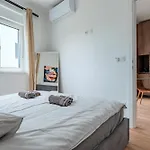 Apartamento With Parking Space Solaris, - 24037 Šibenik